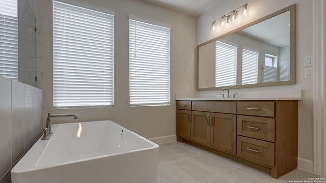 31 Enia Circle, San Antonio, TX 78257