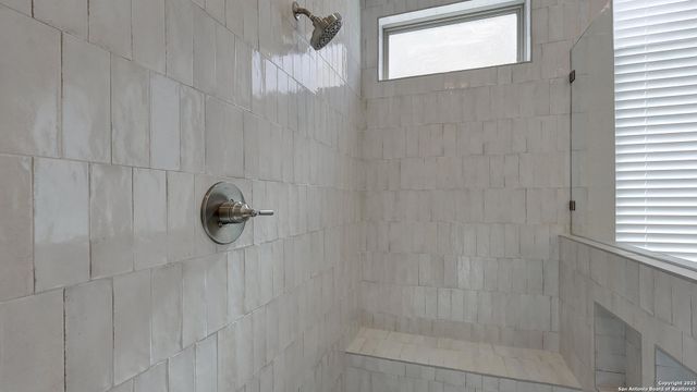 31 Enia Circle, San Antonio, TX 78257