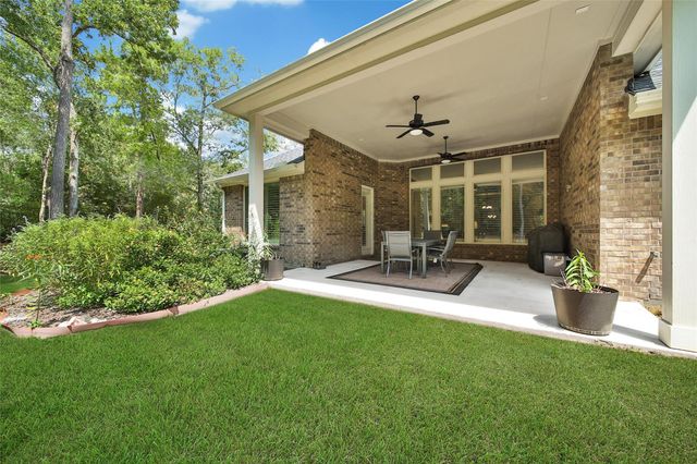 613 Blue Mockingbird Court, Magnolia, TX 77354