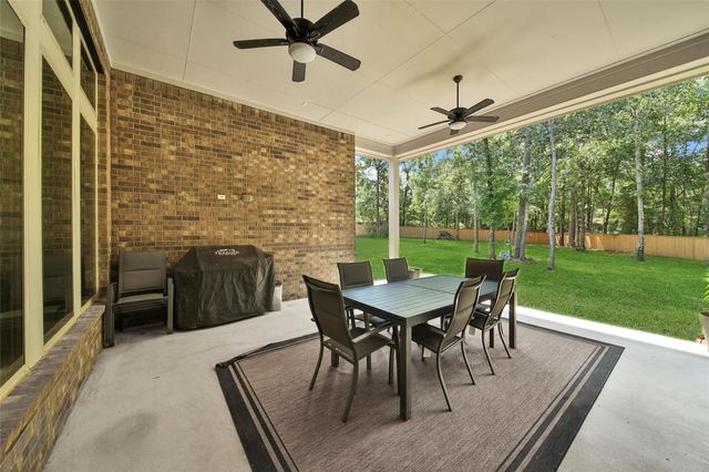 613 Blue Mockingbird Court, Magnolia, TX 77354
