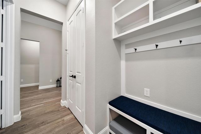 613 Blue Mockingbird Court, Magnolia, TX 77354