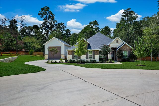 613 Blue Mockingbird Court, Magnolia, TX 77354