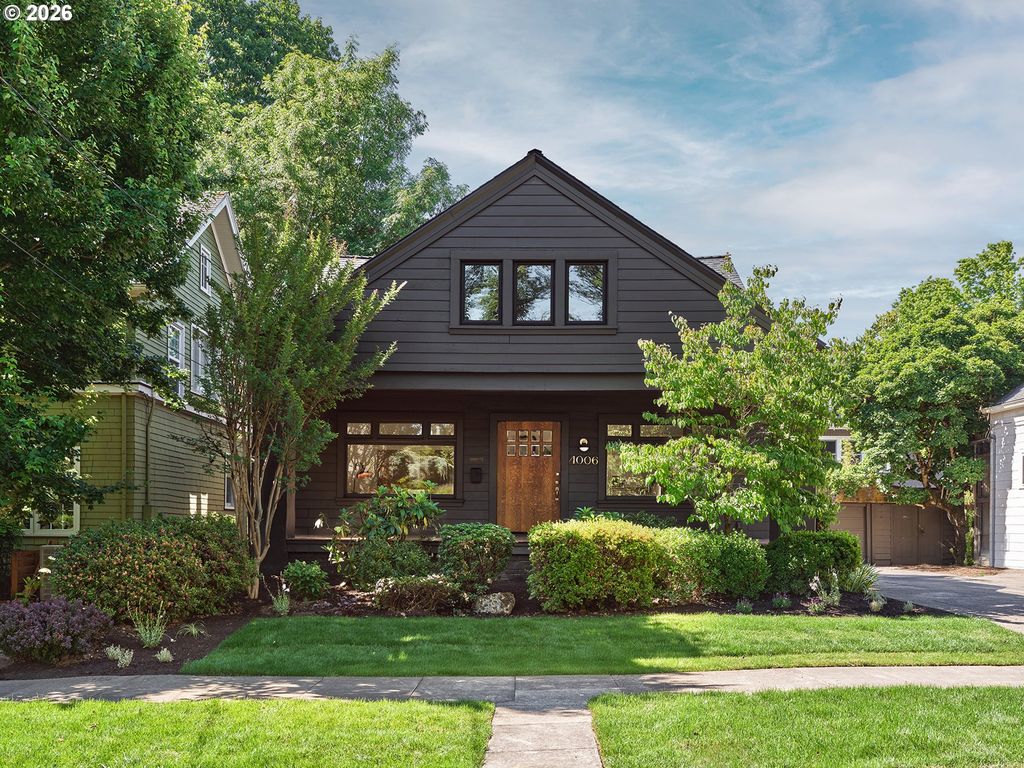 4006 Ne FLANDERS St, Portland, OR 97232