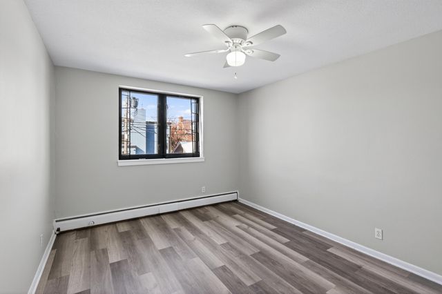 2500 Blaisdell Avenue 206, Minneapolis, MN 55404