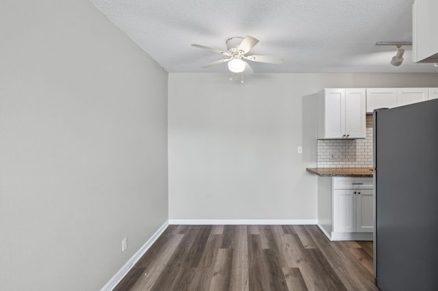 2500 Blaisdell Avenue 206, Minneapolis, MN 55404