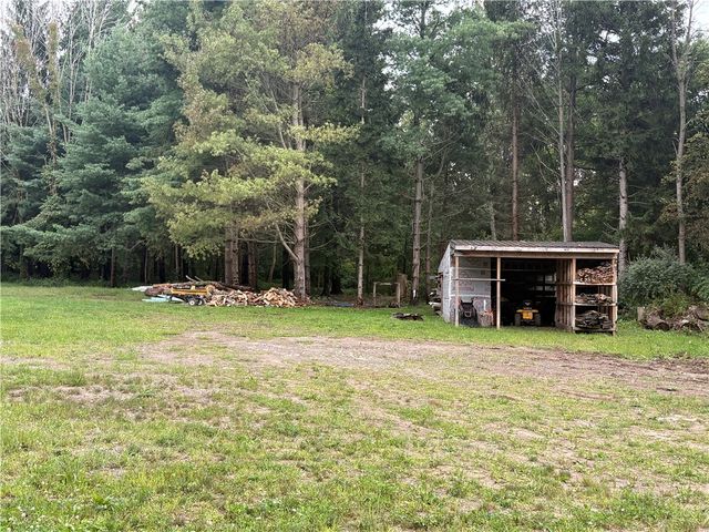 776 Lake Road, Ontario, NY 14519