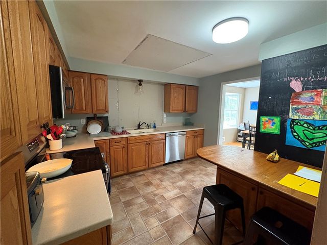 776 Lake Road, Ontario, NY 14519