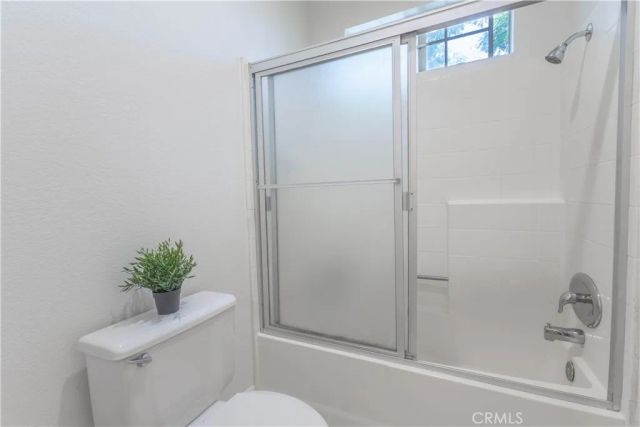 251 Gallery, Tustin, CA 92782