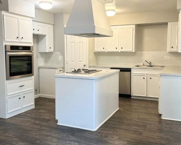 11923 Lakewood West Drive, Cypress, TX 77429