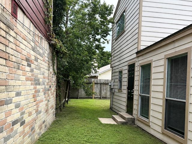 11923 Lakewood West Drive, Cypress, TX 77429
