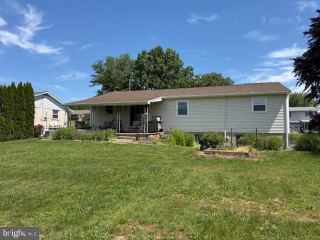 890 RICHARD, Lebanon, PA 17046