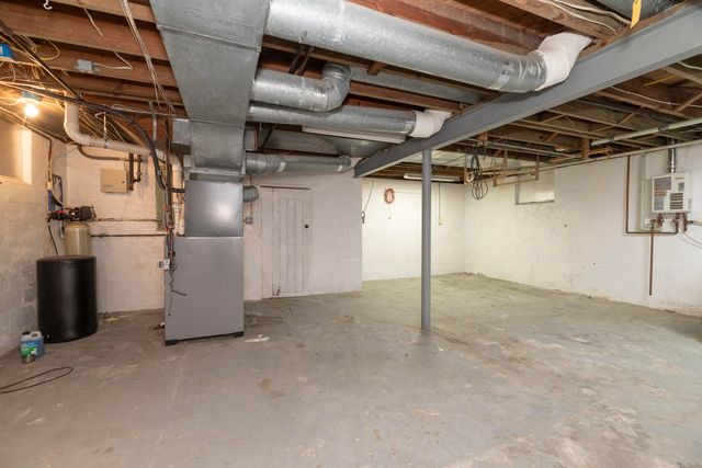 1216 Southern Avenue, Kalamazoo City, MI 49001