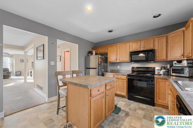 1409 Ravena Street, Bethlehem City, PA 18015