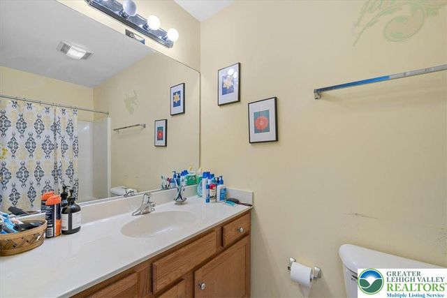 1409 Ravena Street, Bethlehem City, PA 18015