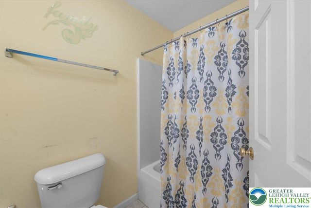 1409 Ravena Street, Bethlehem City, PA 18015