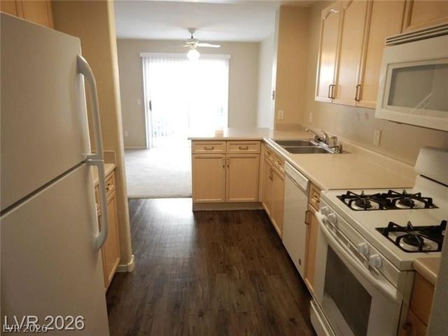 9624 Quick Draw Drive, Las Vegas, NV 89123