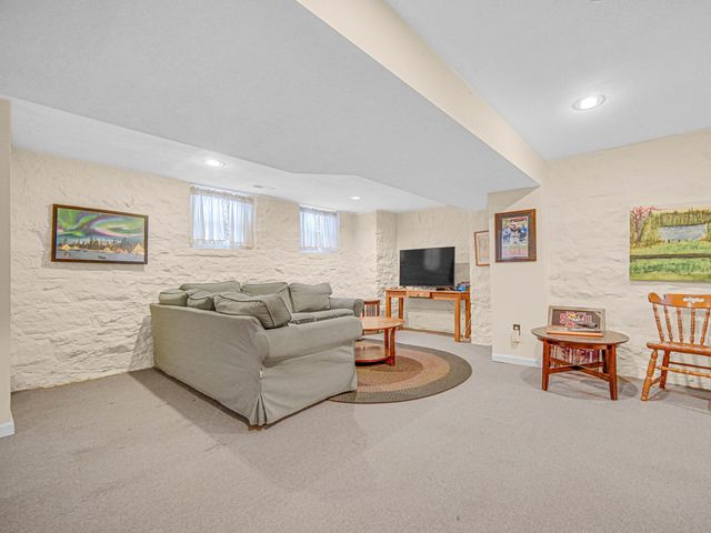 313 N Raynor Avenue, Joliet, IL 60435