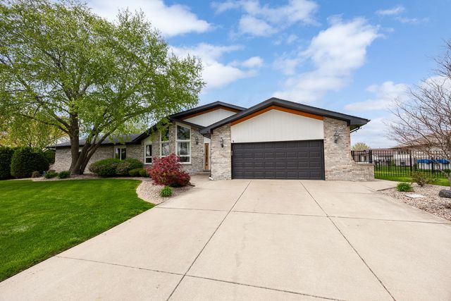 20455 S Grand Prairie Lane, Frankfort, IL 60423