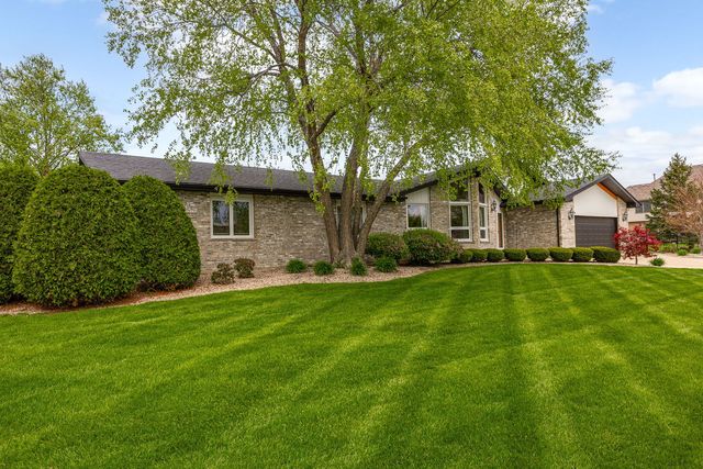 20455 S Grand Prairie Lane, Frankfort, IL 60423
