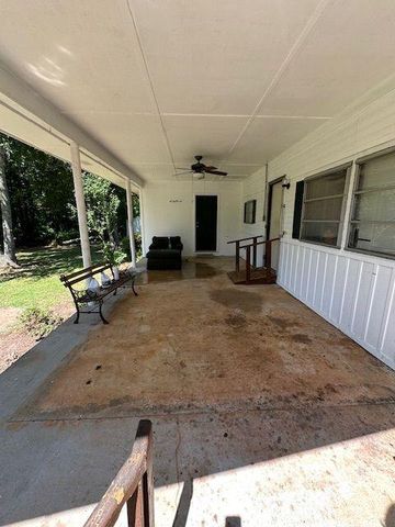 7 Jottings Drive, Toccoa, GA 30577