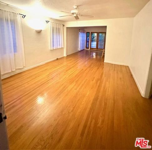 9012 Phyllis Avenue, West Hollywood, CA 90069