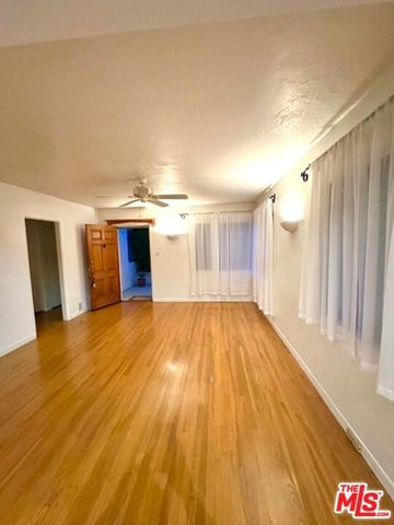 9012 Phyllis Avenue, West Hollywood, CA 90069