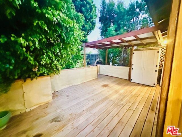 9012 Phyllis Avenue, West Hollywood, CA 90069