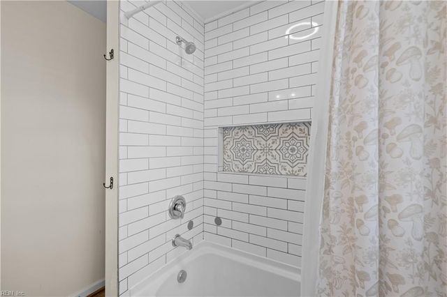 49 Madrid DR, Hampton, VA 23669