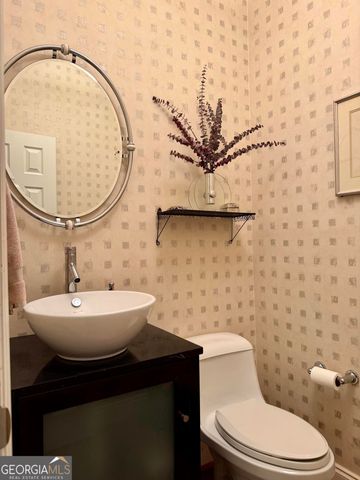 216 Ashford Circle, Lagrange, GA 30240