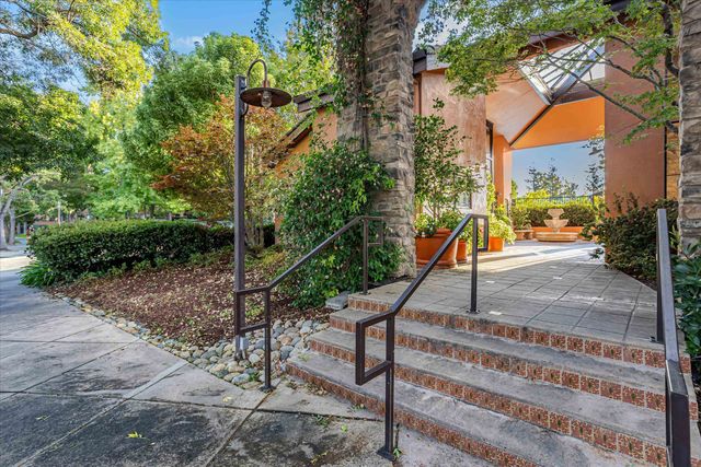 39059 Guardino Dr 206, Fremont, CA 94538