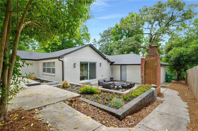 3154 North Druid Hills Road, Decatur, GA 30033