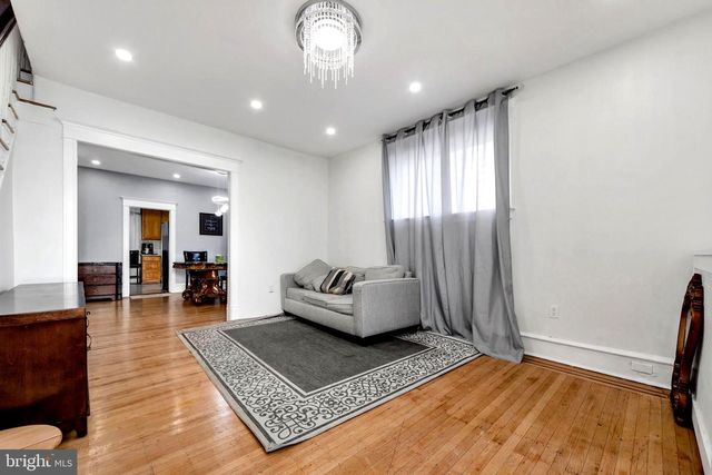 18 ELM AVE, Upper Darby, PA 19082