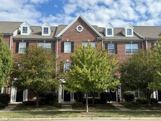 117 9th Street NW, Carmel, IN 46032