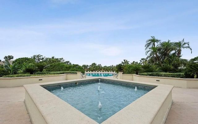 1180 GULF BOULEVARD 806, Clearwater, FL 33767