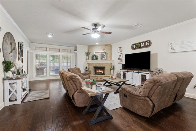 4274 Rock Bend Drive, College Station, TX 77845