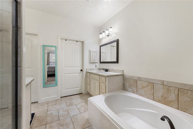 4274 Rock Bend Drive, College Station, TX 77845