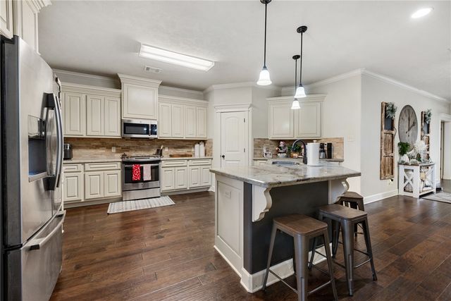 4274 Rock Bend Drive, College Station, TX 77845