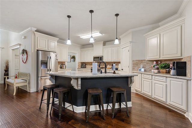 4274 Rock Bend Drive, College Station, TX 77845