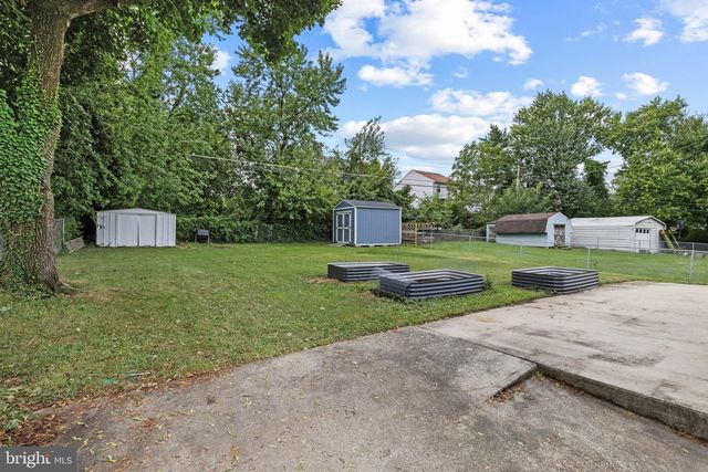 2209 GAYLAWN DR, Halethorpe, MD 21227