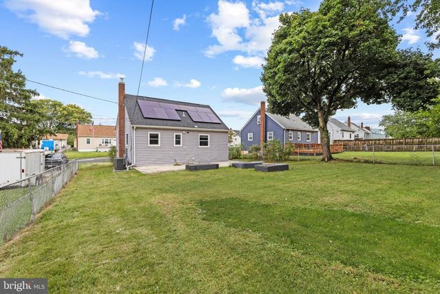 2209 GAYLAWN DR, Halethorpe, MD 21227