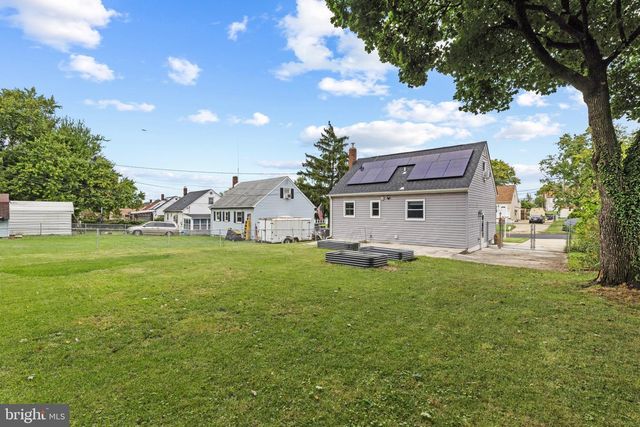 2209 GAYLAWN DR, Halethorpe, MD 21227