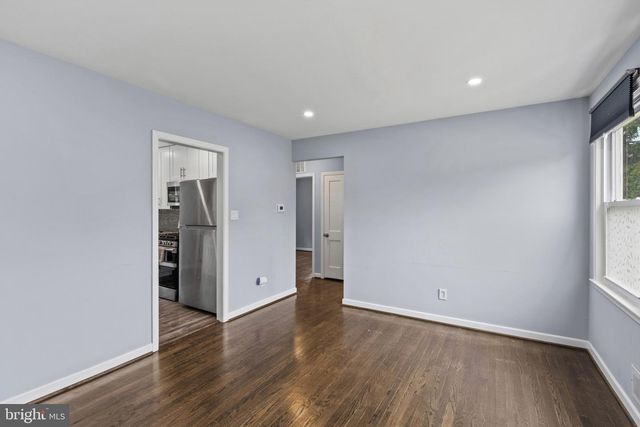 2209 GAYLAWN DR, Halethorpe, MD 21227