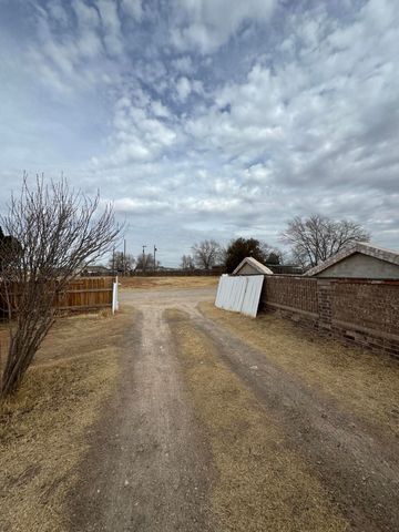 3014 E Main Street, Lubbock, TX 79403