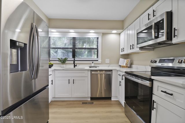 11 Lake Forest Dr Apt 3360, Hilton Head Island, SC 29928