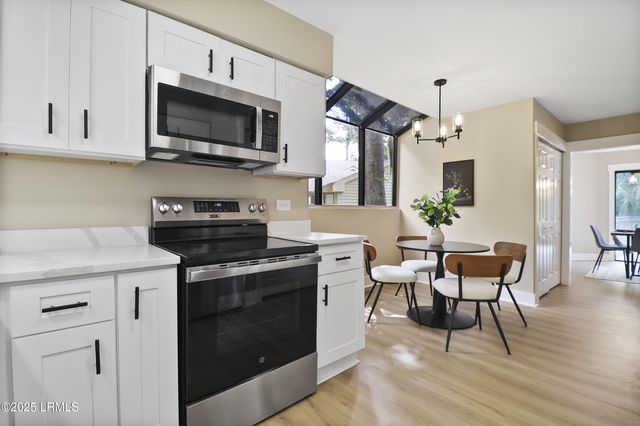 11 Lake Forest Dr Apt 3360, Hilton Head Island, SC 29928