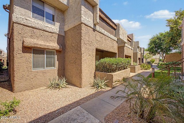 4554 E PARADISE VILLAGE Parkway 156, Phoenix, AZ 85032