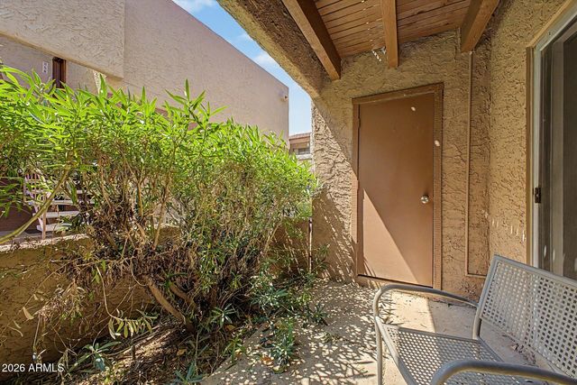 4554 E PARADISE VILLAGE Parkway 156, Phoenix, AZ 85032