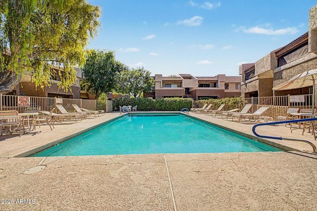4554 E PARADISE VILLAGE Parkway 156, Phoenix, AZ 85032