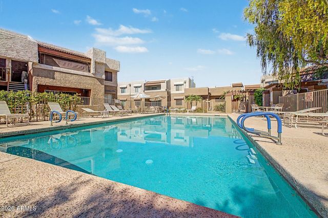 4554 E PARADISE VILLAGE Parkway 156, Phoenix, AZ 85032