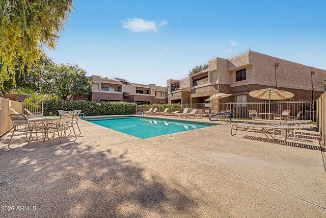 4554 E PARADISE VILLAGE Parkway 156, Phoenix, AZ 85032